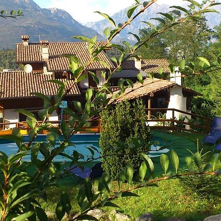 Casa Del Viandante Home Holiday And Rooms Colico Esterno foto