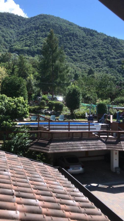 Casa Del Viandante Home Holiday And Rooms Colico Esterno foto