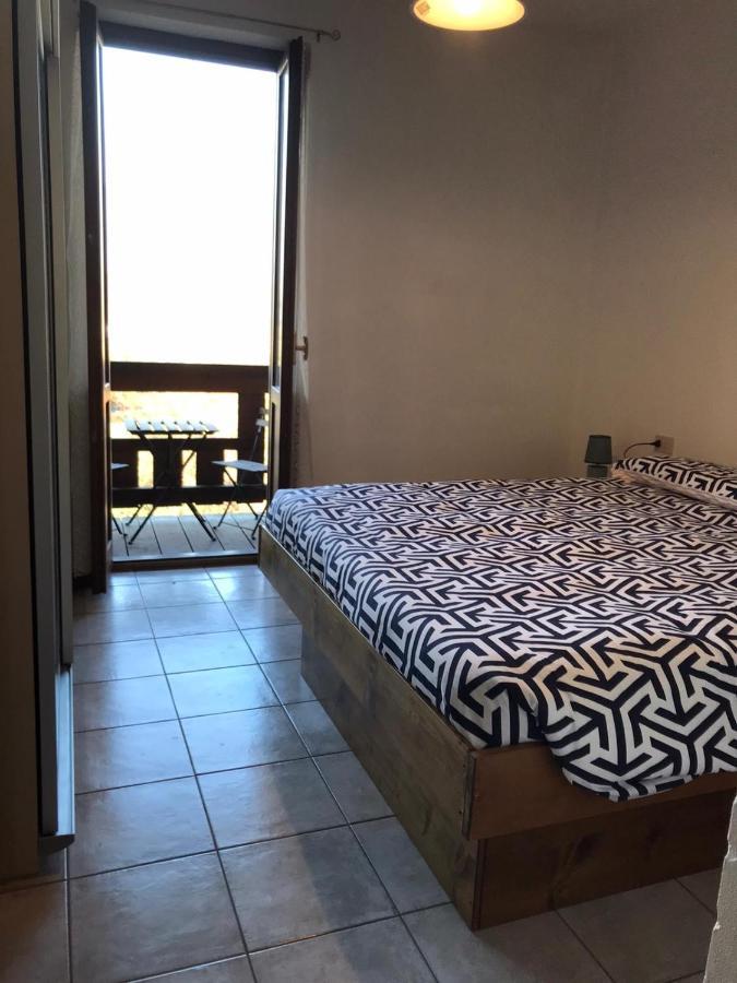 Casa Del Viandante Home Holiday And Rooms Colico Esterno foto