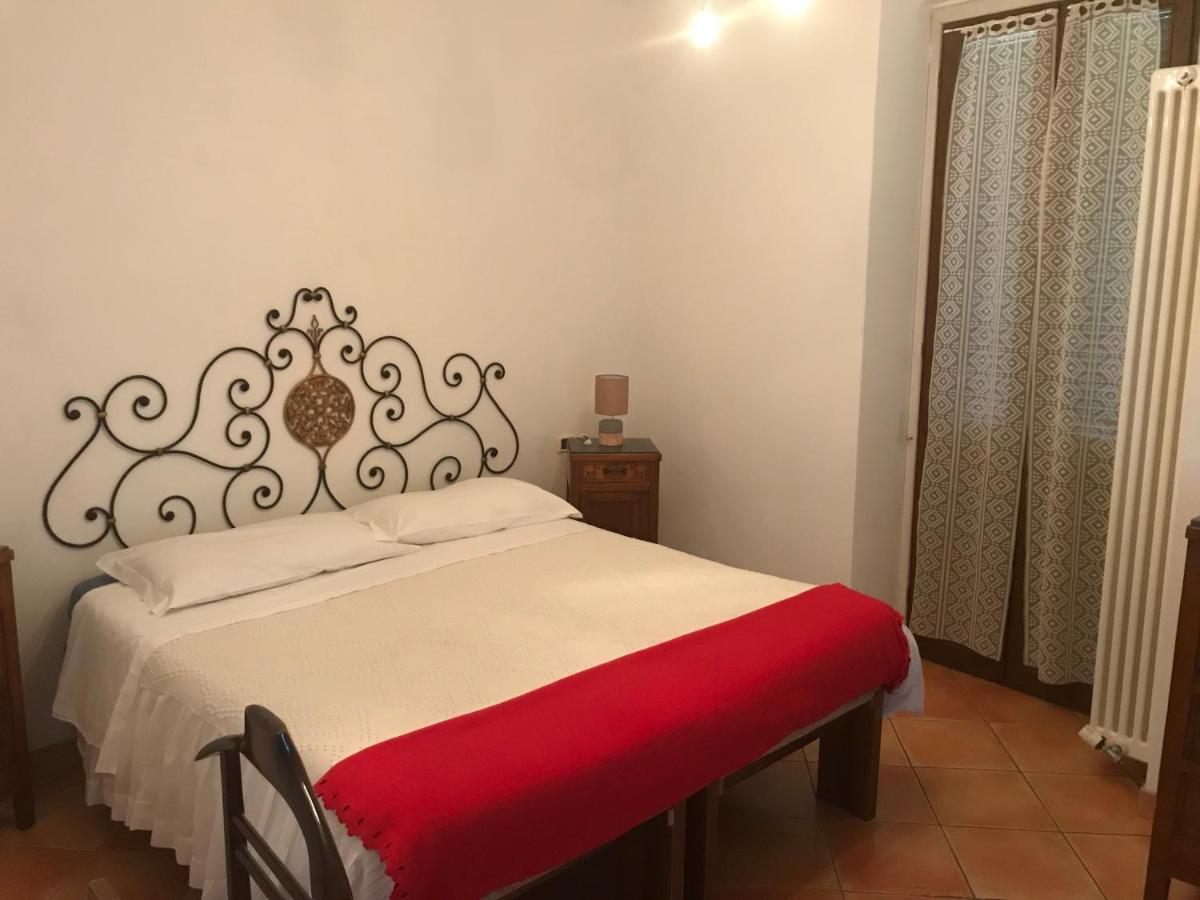 Casa Del Viandante Home Holiday And Rooms Colico Esterno foto