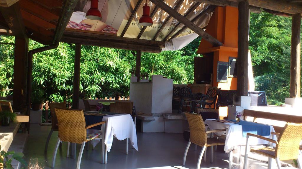 Casa Del Viandante Home Holiday And Rooms Colico Esterno foto